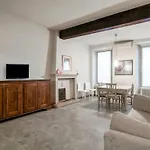 Host4u - Loggia Square In Center Piazza Della Loggia & Piazza Vittoria بريشا