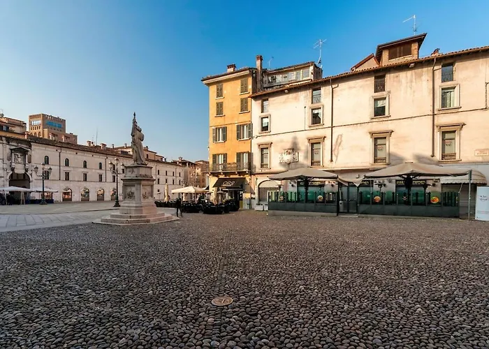 Lägenhet Host4u - Loggia Square In Center Piazza Della Loggia & Piazza Vittoria *