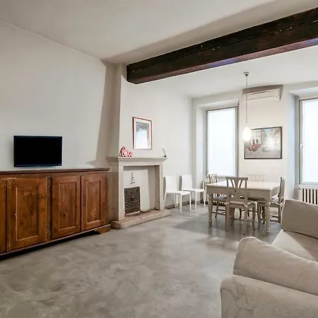 Host4u - Loggia Square In Center Piazza Della Loggia & Piazza Vittoria ברשה